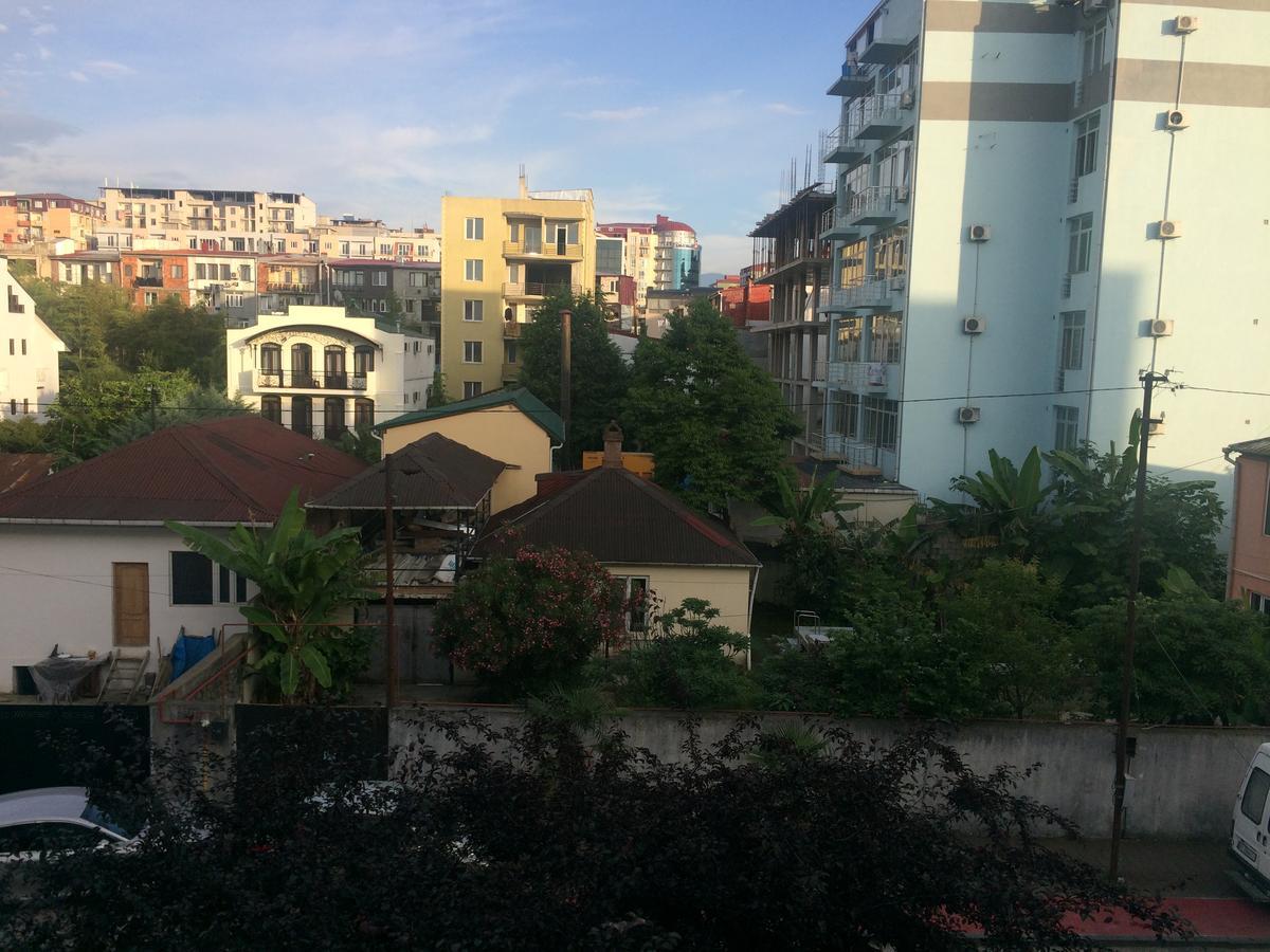 Apartment On Khinikadze 4 Batumi Exterior foto
